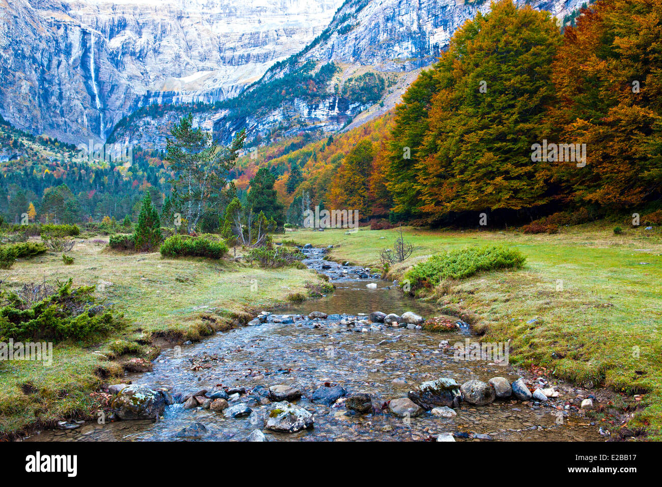 France, Hautes Pyrenees, cirque of Gavarnie listed as World Heritage by UNESCO Stock Photo