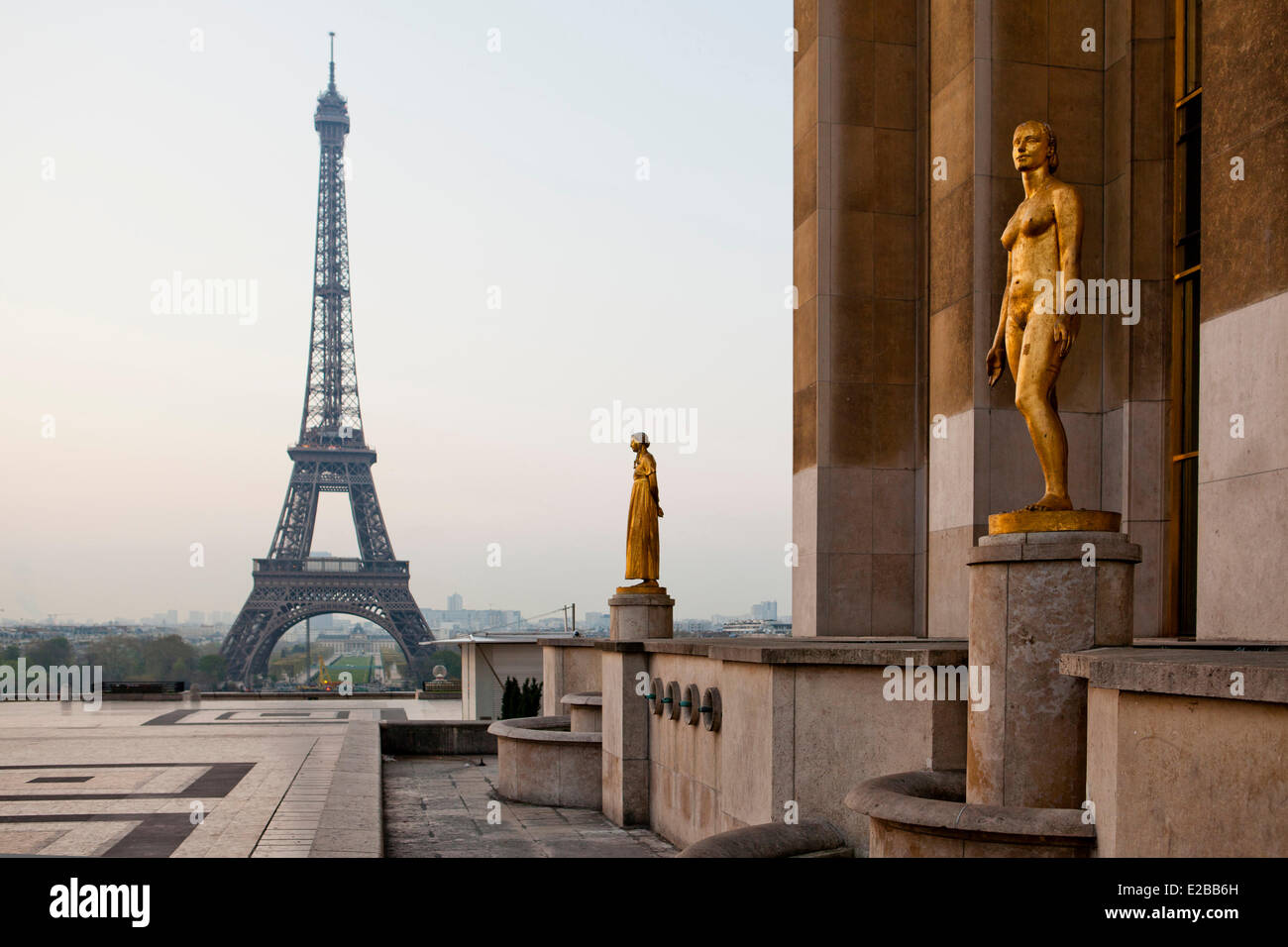 France, Paris, Place du Trocadero, Parvis des Droits de l'Homme and Eiffel Tower Stock Photo