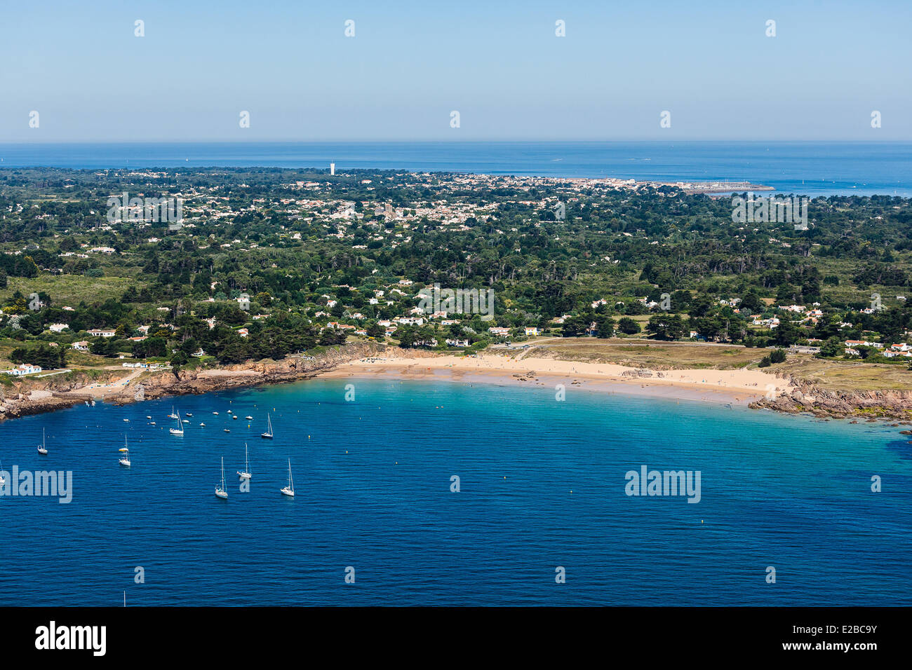 France, Vendee, Ile d'Yeu, Vieilles beach (aerial view) Stock Photo