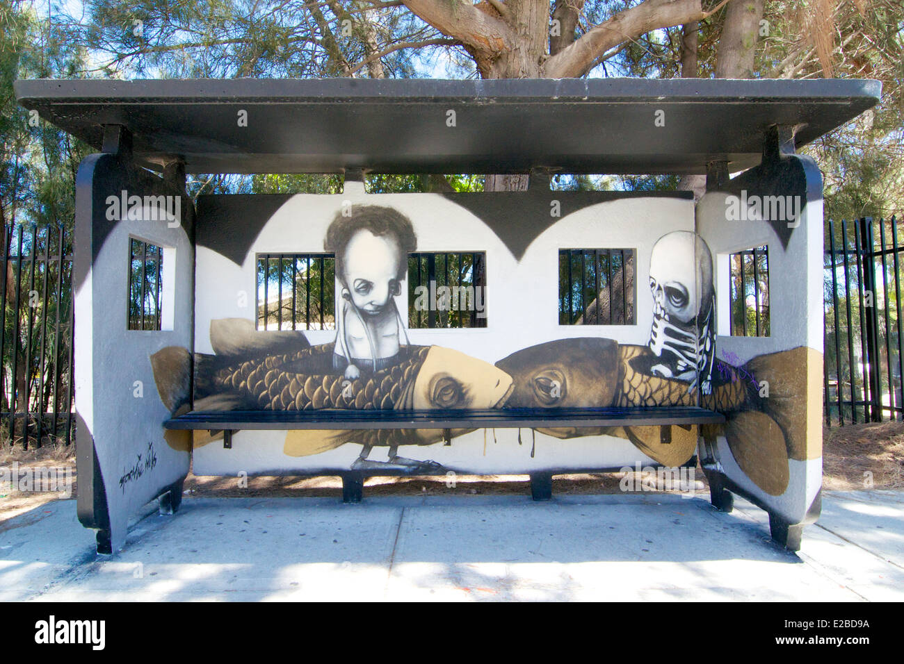 Concrete Bus Shelter High Resolution Stock Photography and Images - Alamy