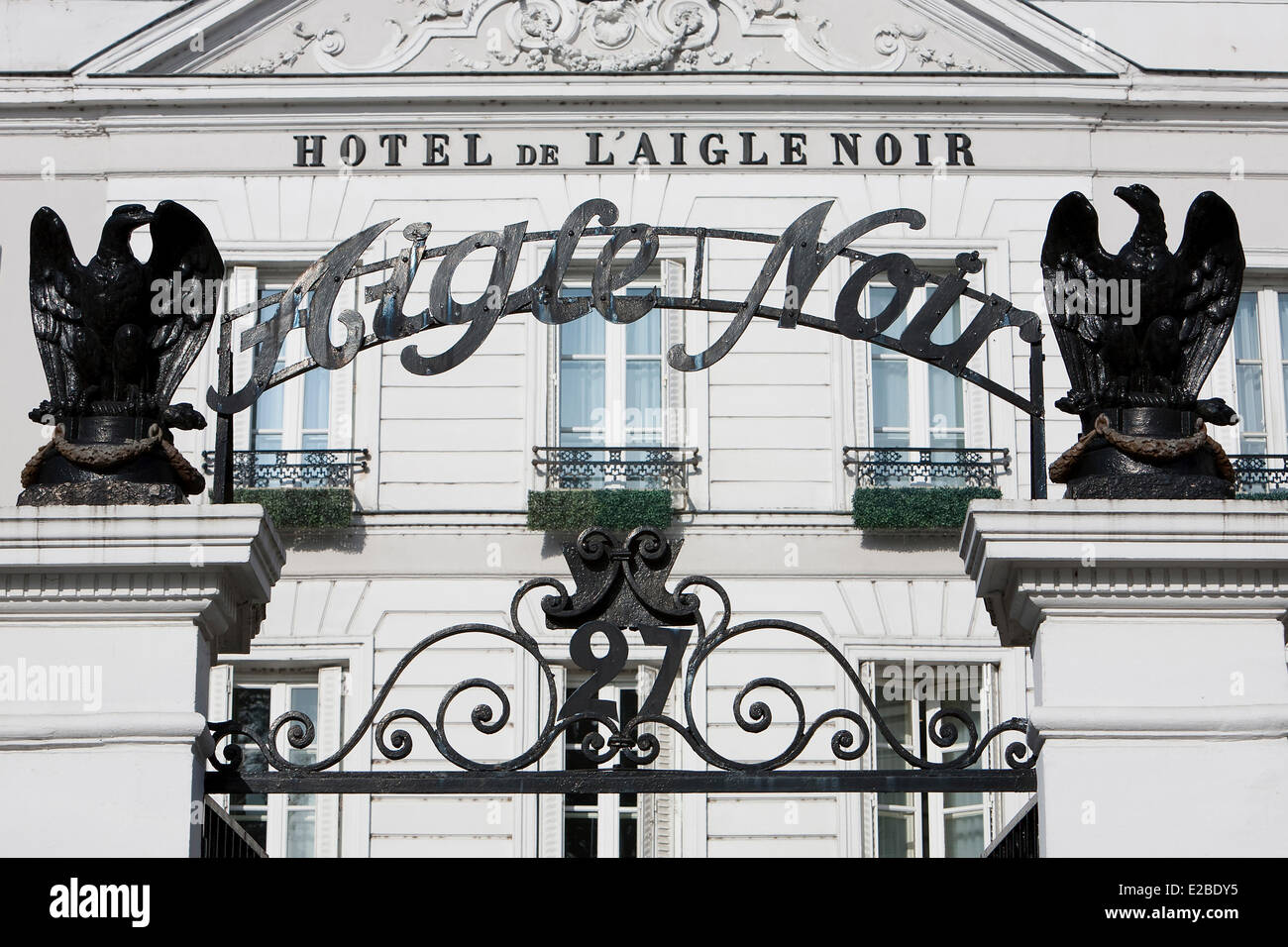 France, Seine Marne, Fontainebleau, detail of the facade of the Hotel de Noir on Place Napoleon Bonaparte Stock Photo -