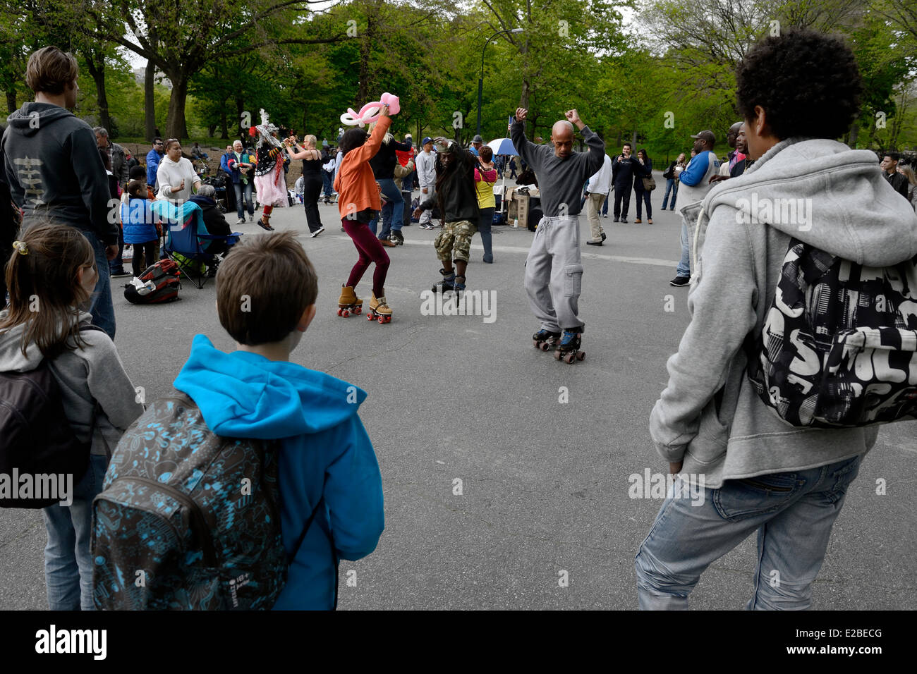 United States, New York City, Manhattan, Central Park, dance skaters Stock Photo