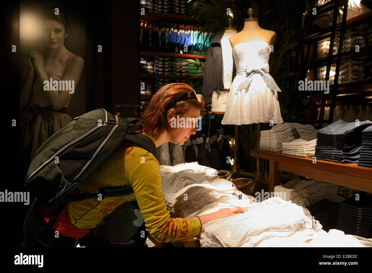 Abercrombie fitch 5th avenue manhattan High Resolution Stock Photography and Images Alamy