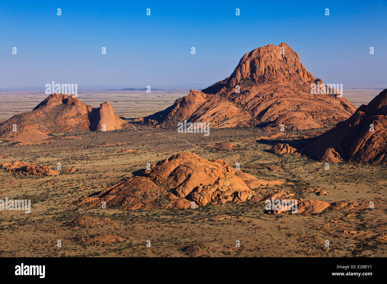 Namibia, Erongo Region, Damaraland, the Spitzkoppe or Spitzkop (1784 m), granite mountain in the Namib Desert (aerial view) Stock Photo