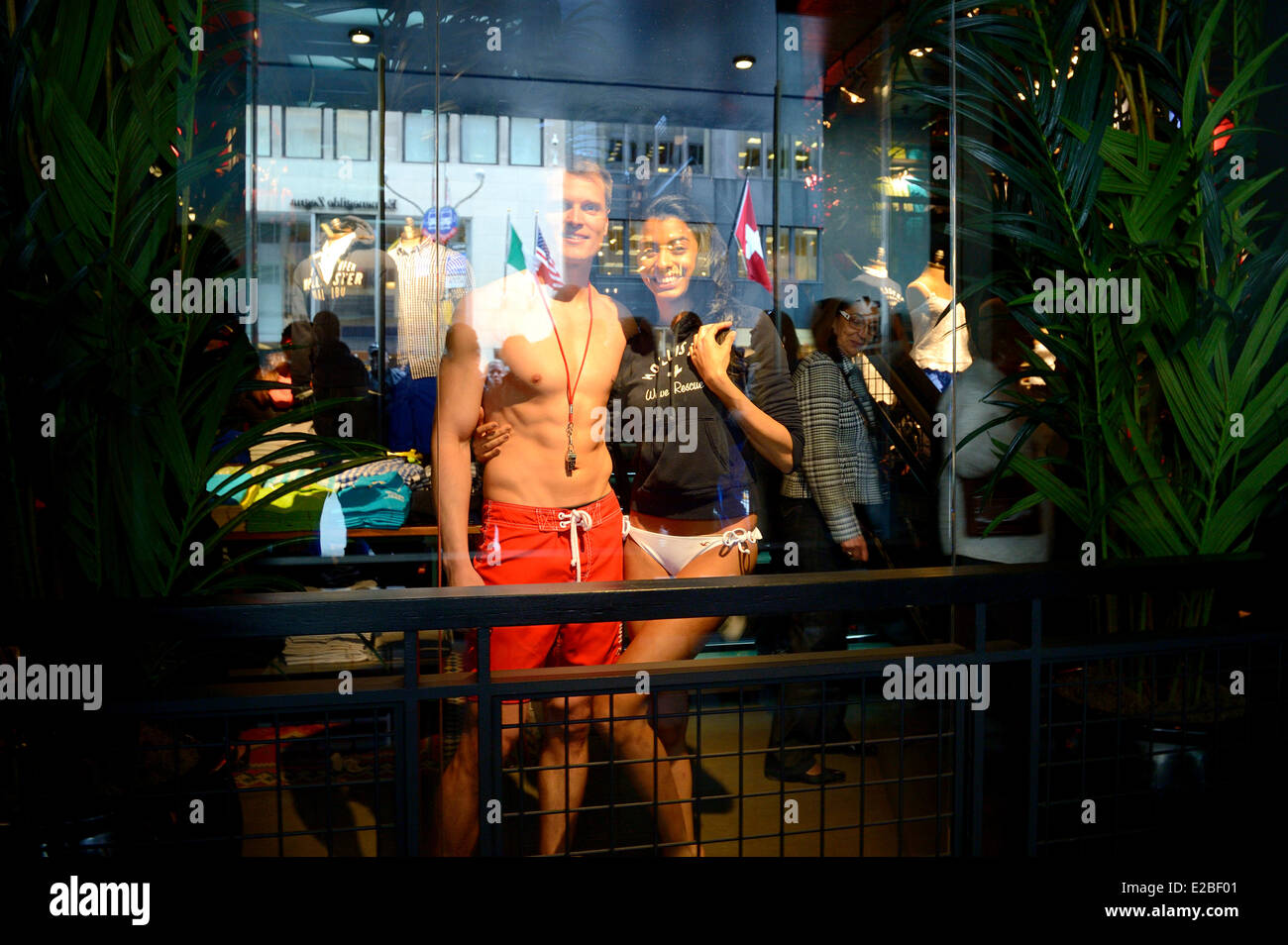 hollister fifth avenue nyc