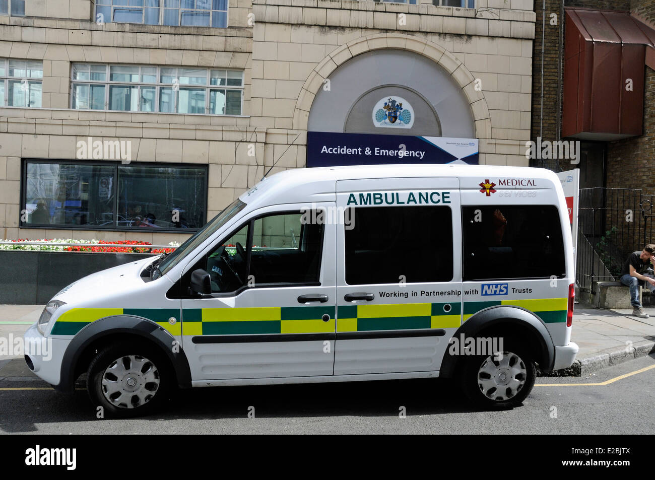 Ambulance in front of Accident & Emergency A&E, Moorfields Eye Hospital, London England Britain UK Stock Photo