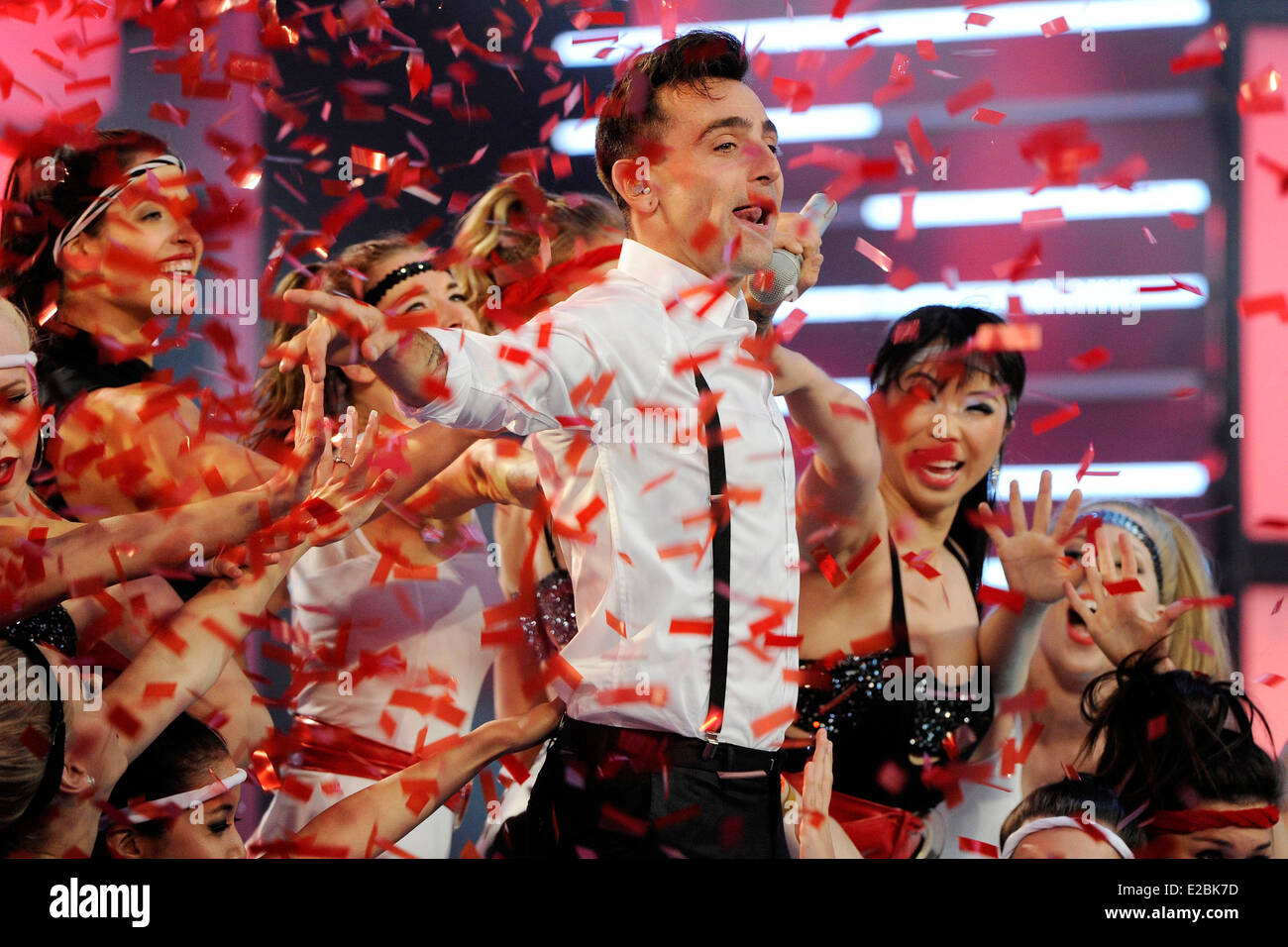 Hedley's lead singer Jacob Hoggard performs at the 2014 MuchMusic Video