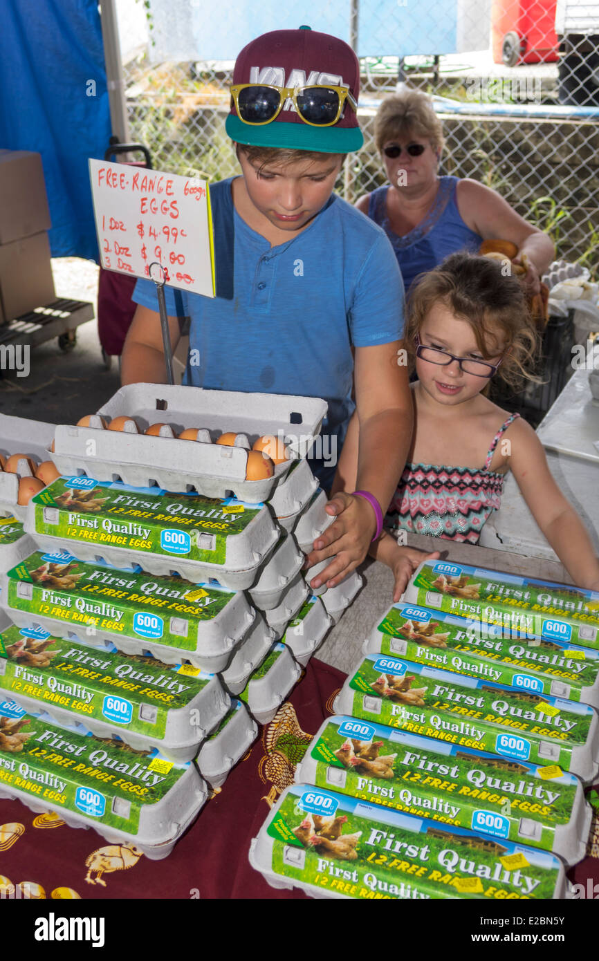 Brisbane Australia Queensland West End Davies Park Saturday Market Stock Photo 70328887 Alamy