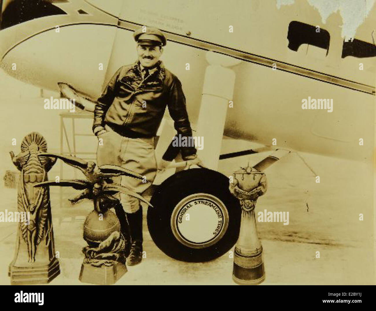 Roscoe Turner was an American aviator and air racer, notable for ...