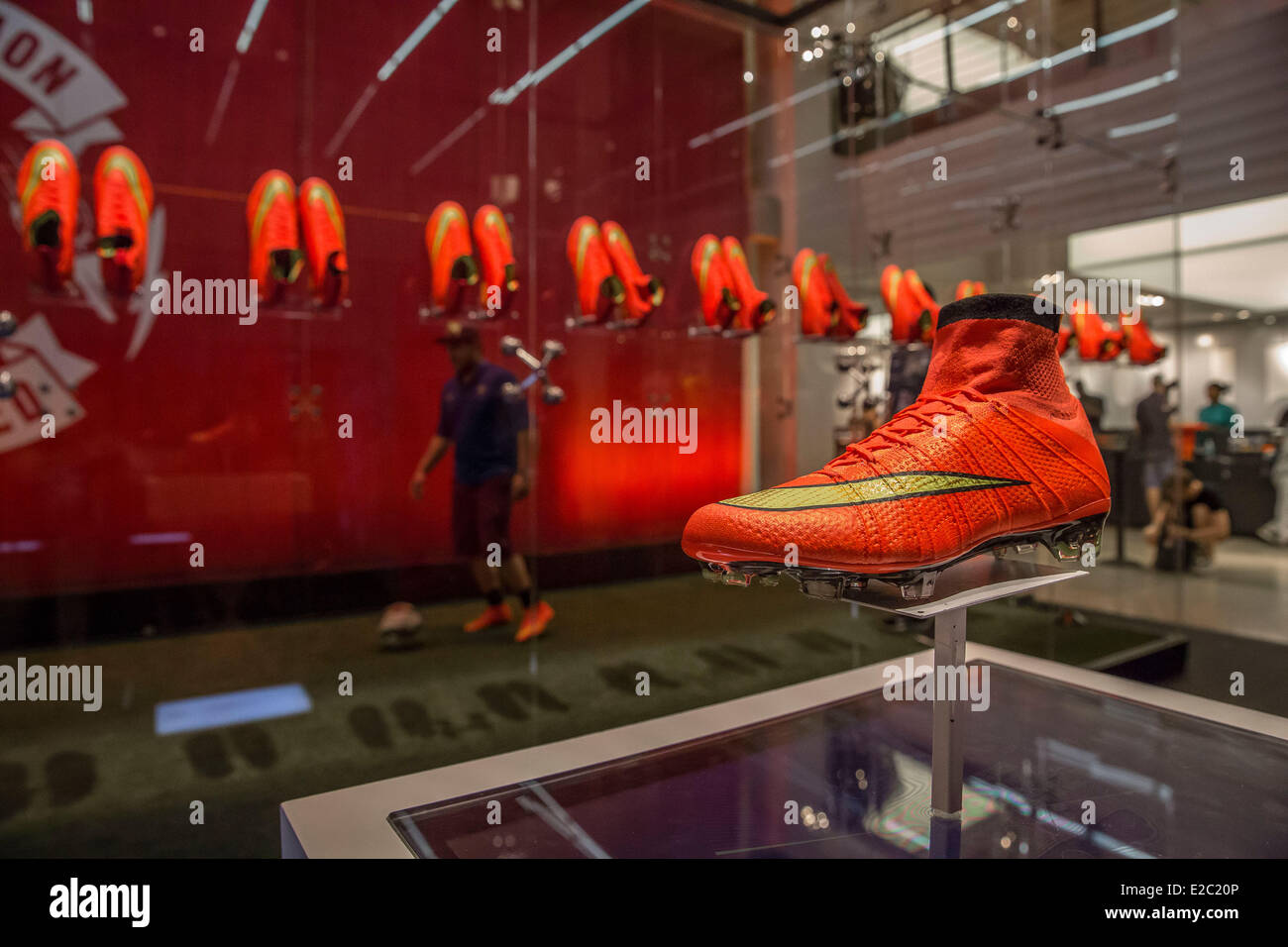 outlet nike manhattan