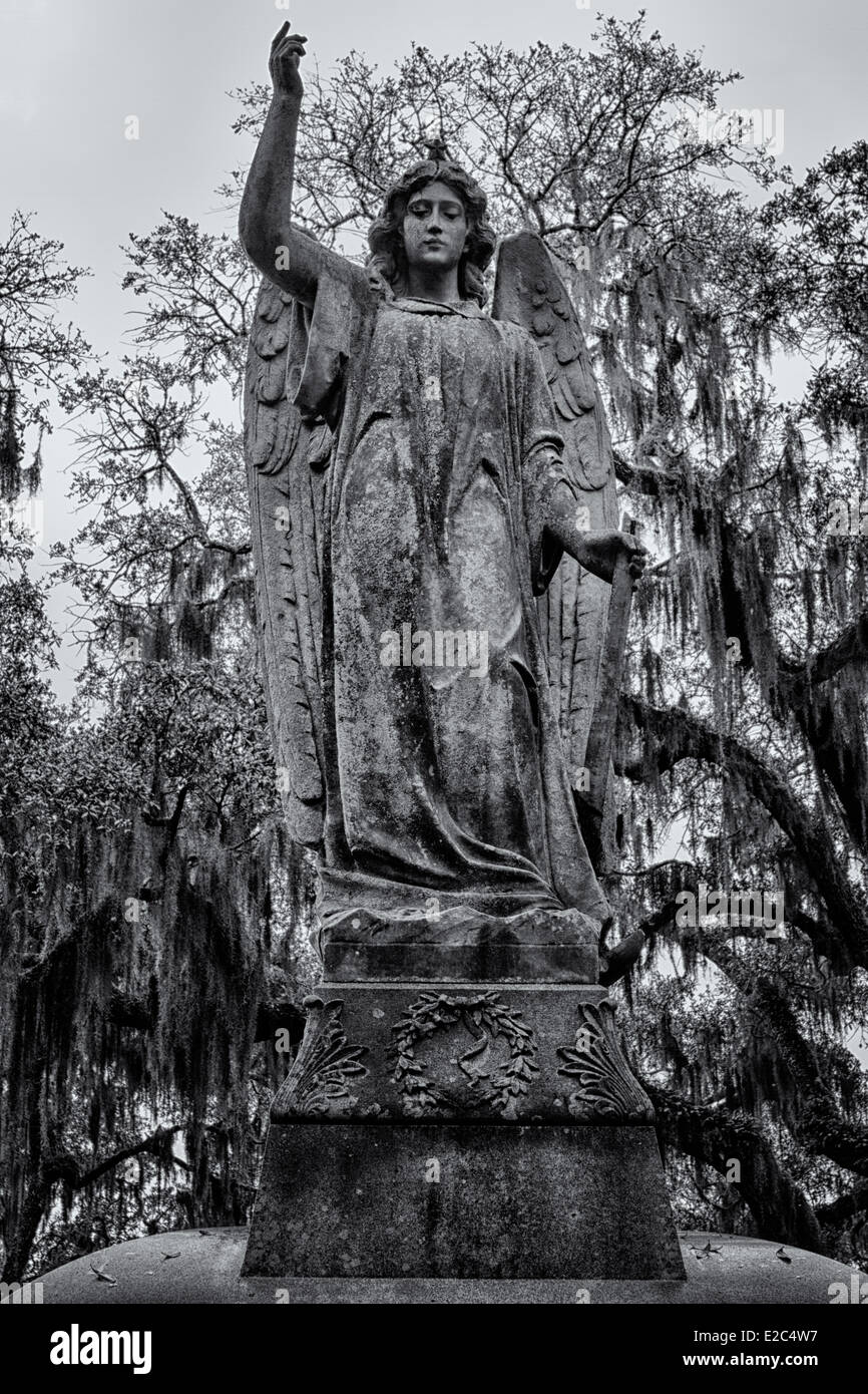 Statue in Bonaventure Cemetery in Savannah, Georgia (Converted to black and white) Stock Photo