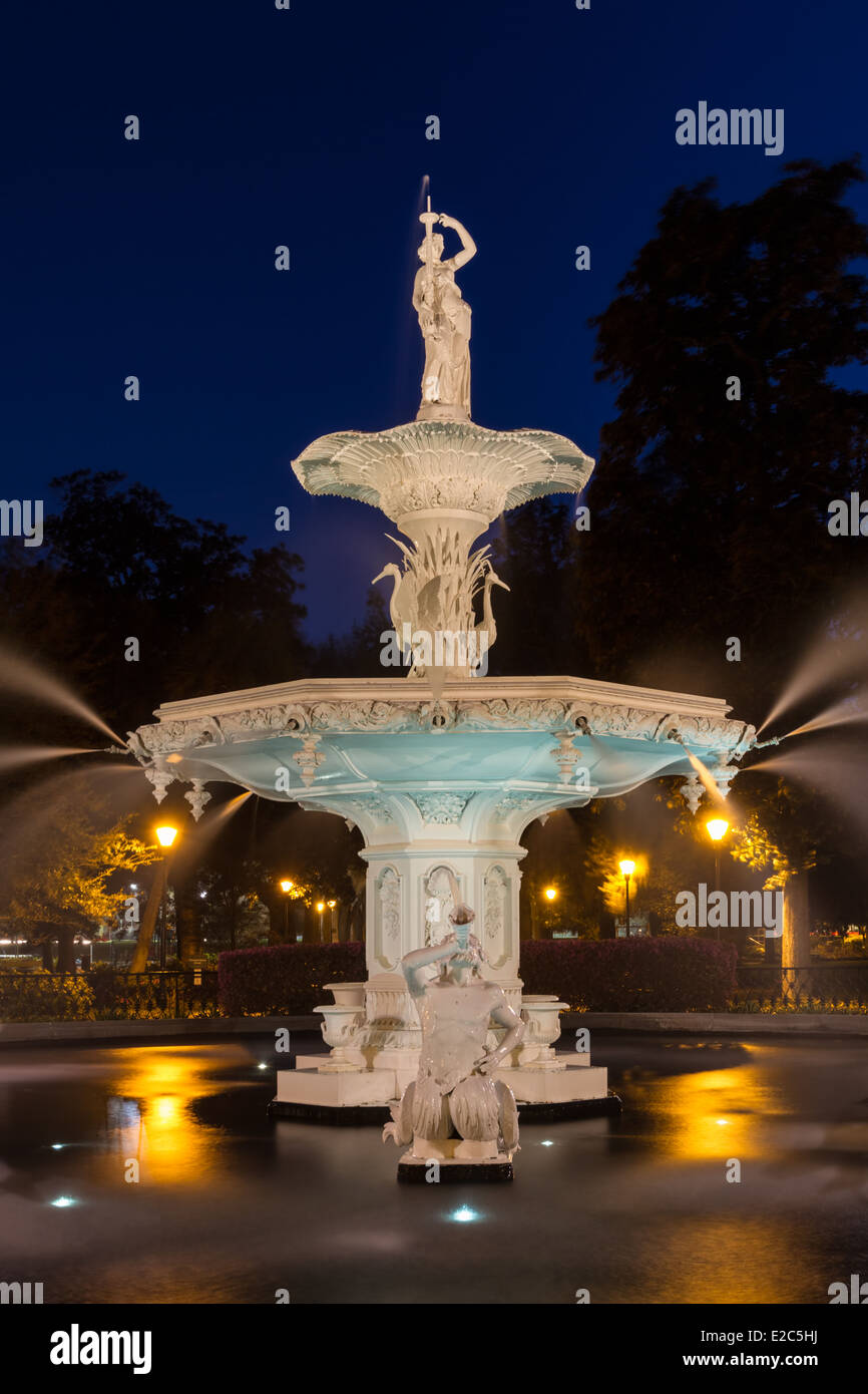 Forsyth Park Fountain at Night, Savannah, Stock Photo Alamy