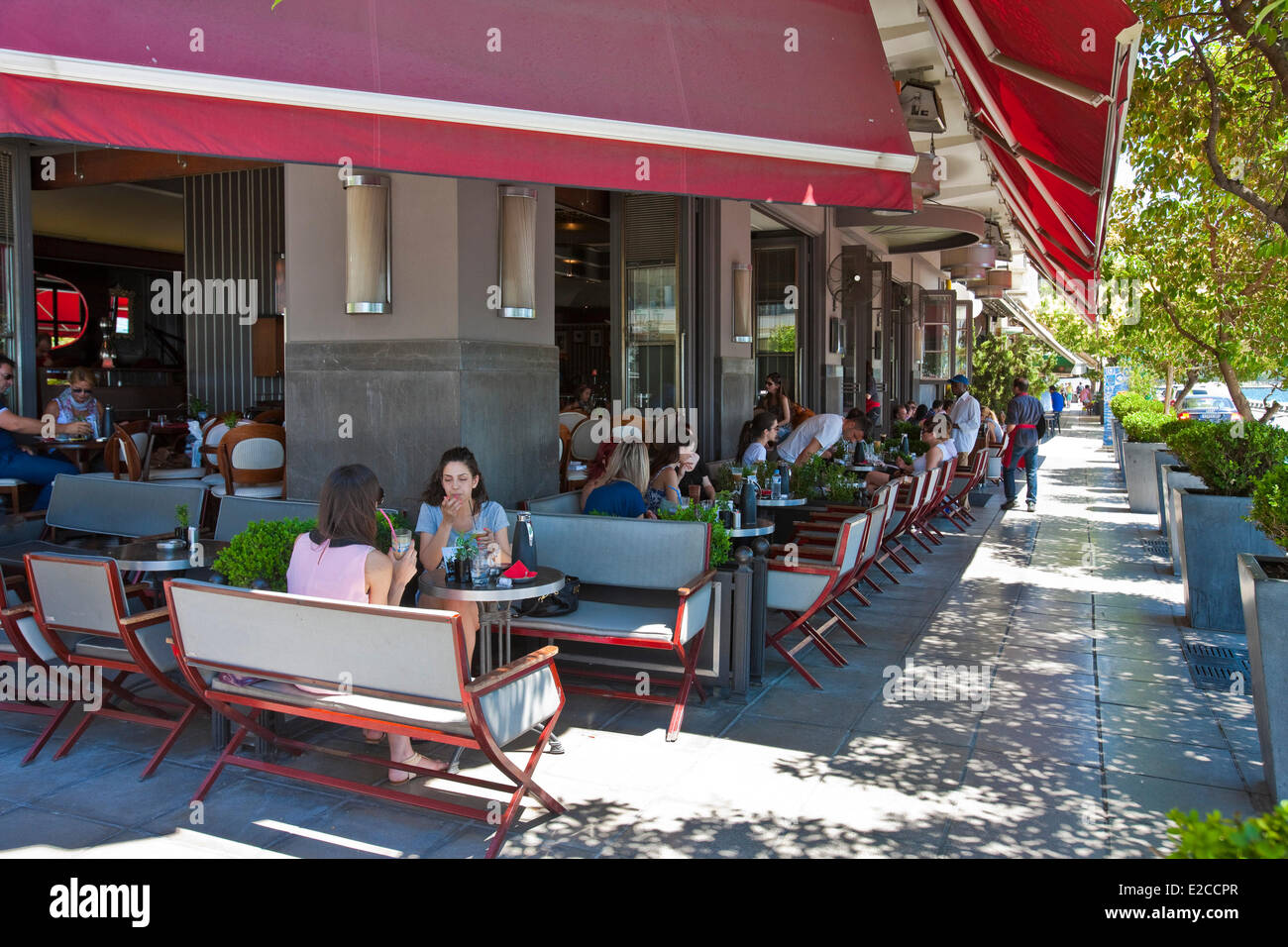 Greece, Macedonia, Thessaloniki, cafe terraces waterfront Stock Photo