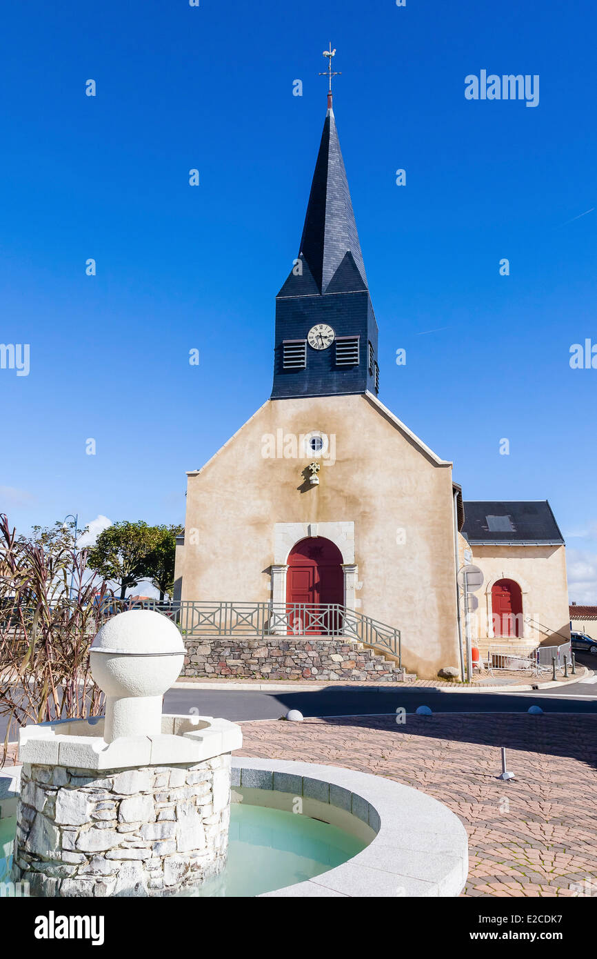 France, Vendee, Brem sur Mer, Saint Martin church Stock Photo