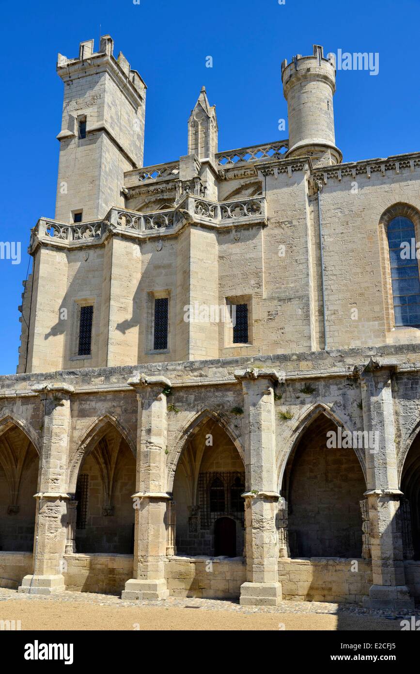 France, Herault, Beziers, Cathedral Saint Nazaire, convent which ...