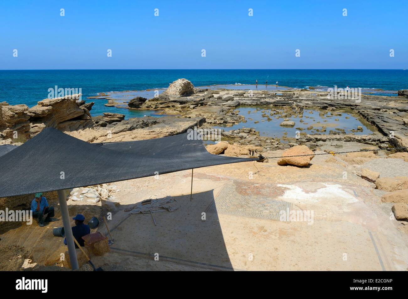 Israel, Haifa District, Caesarea (Caesarea Maritima), ruins of Caesarea, sea swimming pool of the Herode the Great Palace, archaeological excavations Stock Photo
