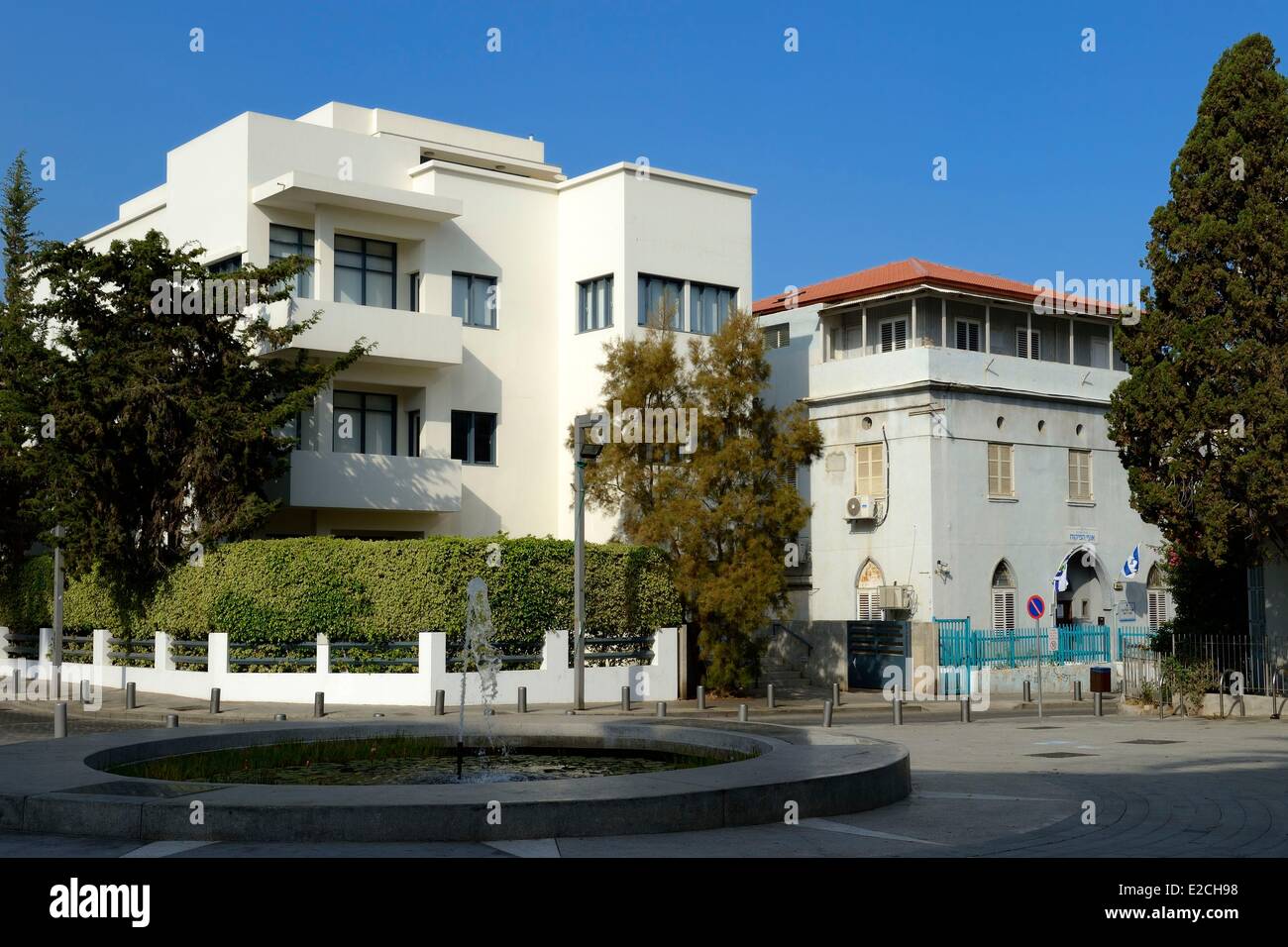 Israel, Tel Aviv, Shlomo Yafe House- Bauhaus Museum on Bialik square, built by the architect Shlomo Gepstein in 1935 Stock Photo