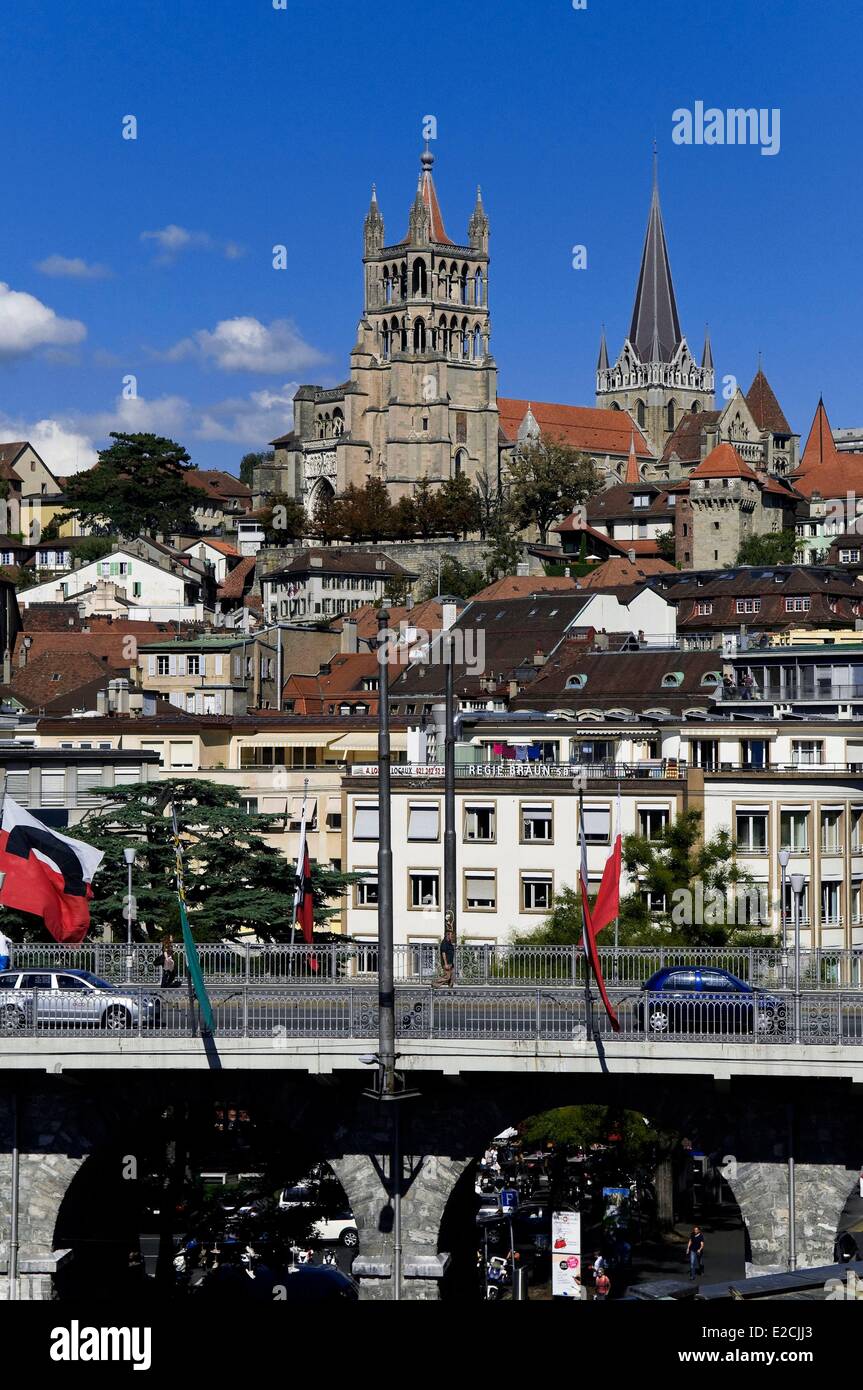 Switzerland, Canton of Vaud, Lausanne, city center, to the Notre Dame Cathedral and Grand Gateway Bridge Stock Photo