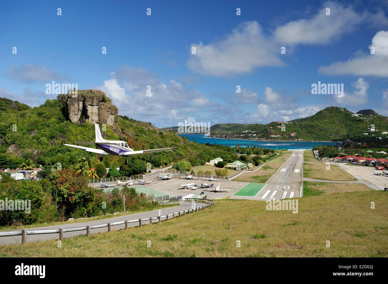 Gustave iii airport hi-res stock photography and images - Alamy