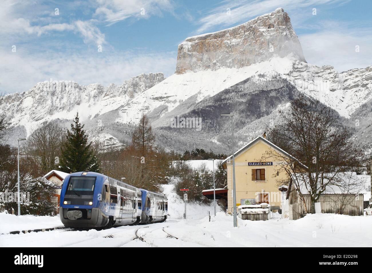 Clelles mens hires stock photography and images Alamy