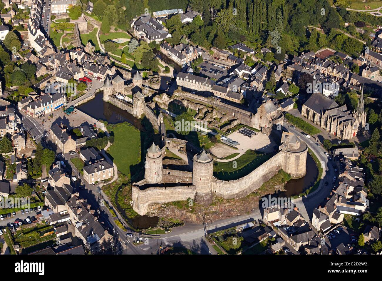 France Ille Et Vilaine Fougeres The Chateau De Fougeres One Of The Greatest French Castle Aerial View Stock Photo Alamy