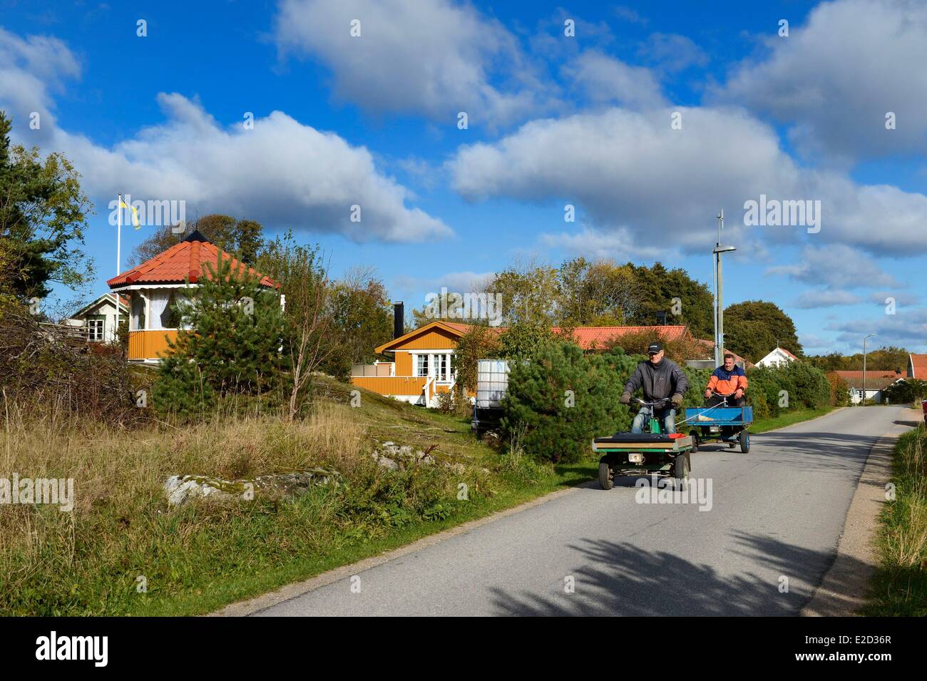 sweden-vastra-gotaland-koster-islands-sydkoster-three-weels-motorcycles