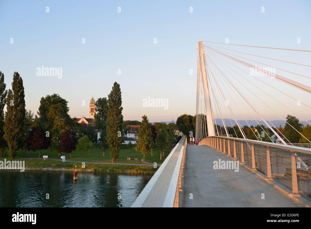 France Bas Rhin between Strasbourg and Kehl in Germany the garden of Two Rivers the Rhine the Mimram bridge connecting the two Stock Photo