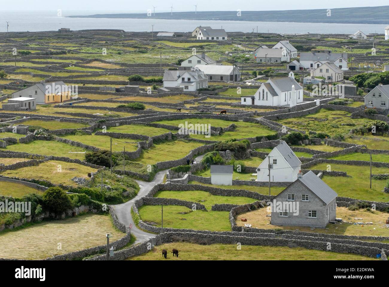 Aran island architecture hi-res stock photography and images - Alamy