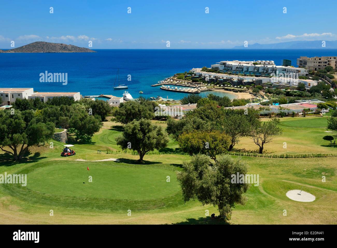 Golf holes hi-res stock photography and images - Alamy