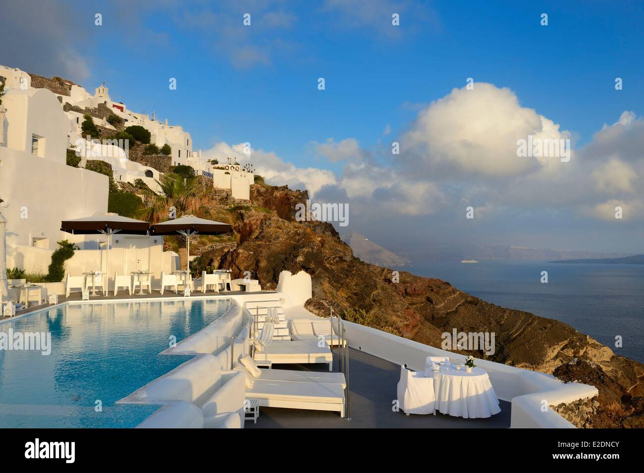 Greece Cyclades Aegean Sea Santorini (Thira or Thera) village of Oia Relais & Chateaux hotel Kirini Suites & Spa Stock Photo
