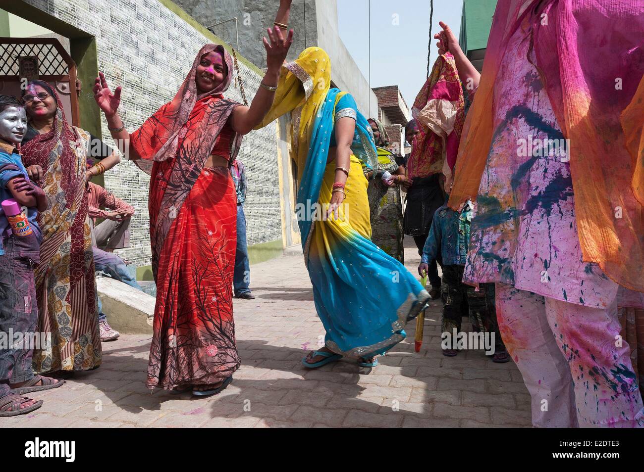 mathura for holi