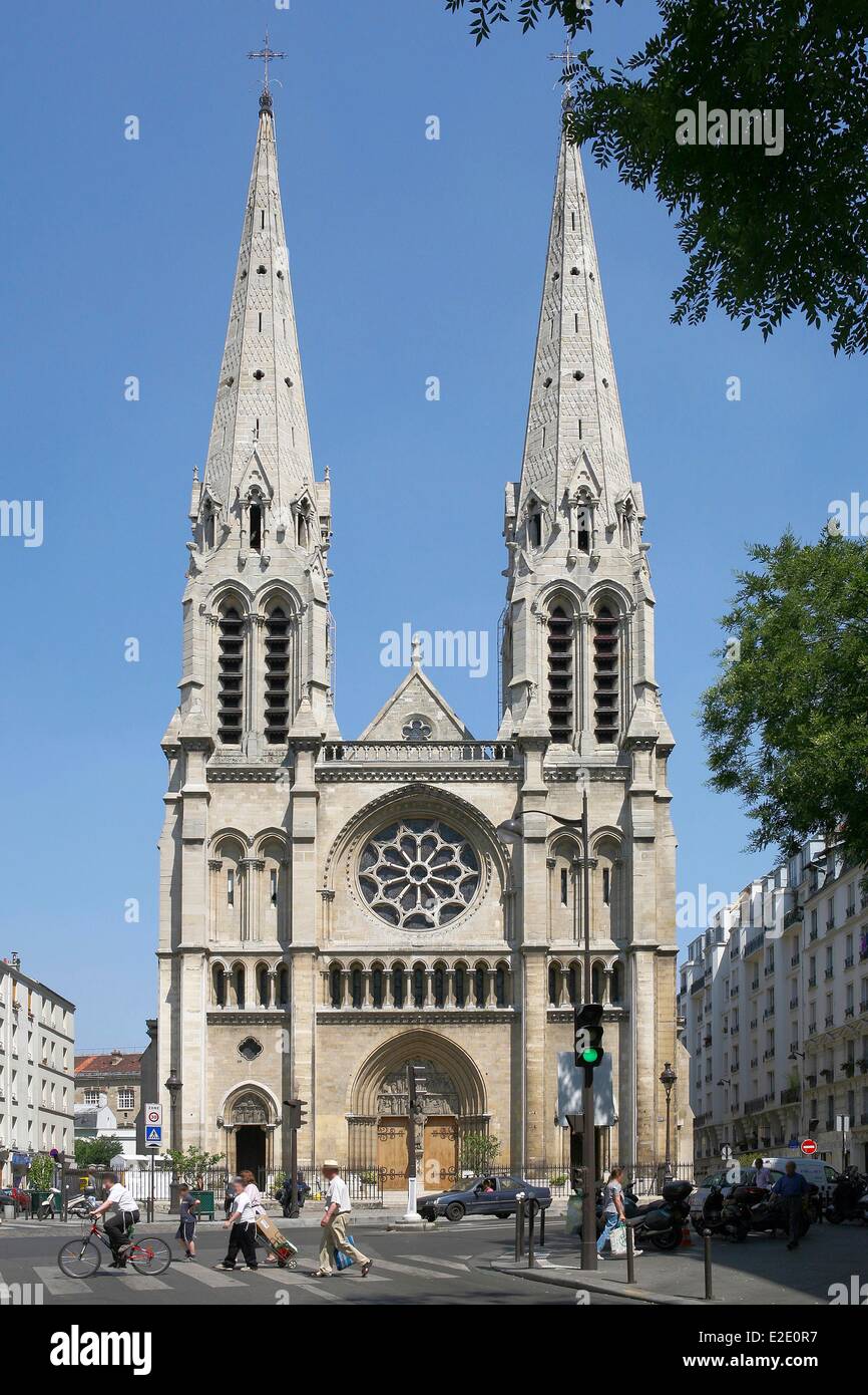 France Paris Rue de Belleville Eglise Saint Jean Baptiste de Belleville  Stock Photo - Alamy