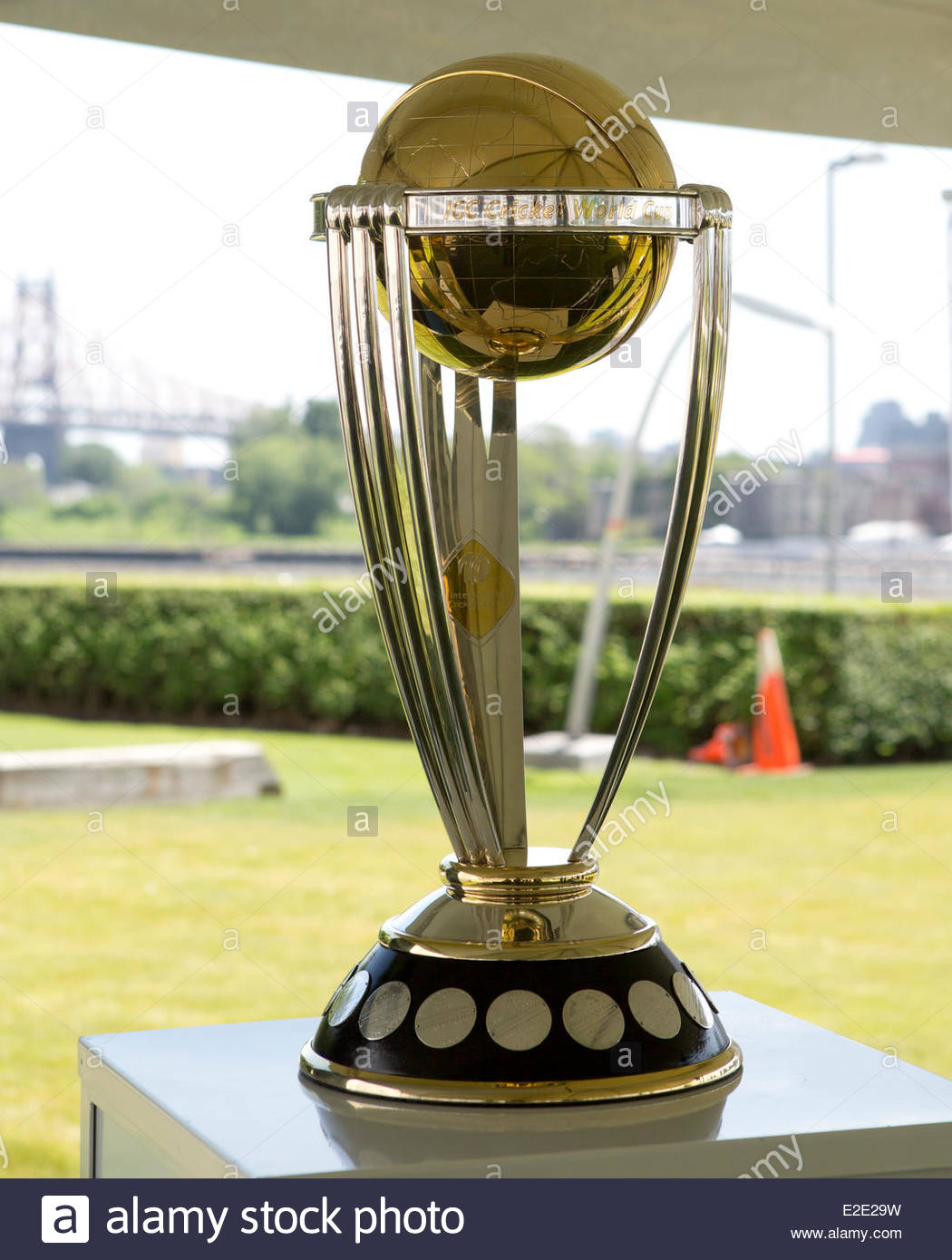 Cricket World Cup Trophy Stock Photos & Cricket World Cup ... Cricket World Cup Trophy Stock Photos & Cricket World Cup ... - 1050 x 1390 jpeg 157kB