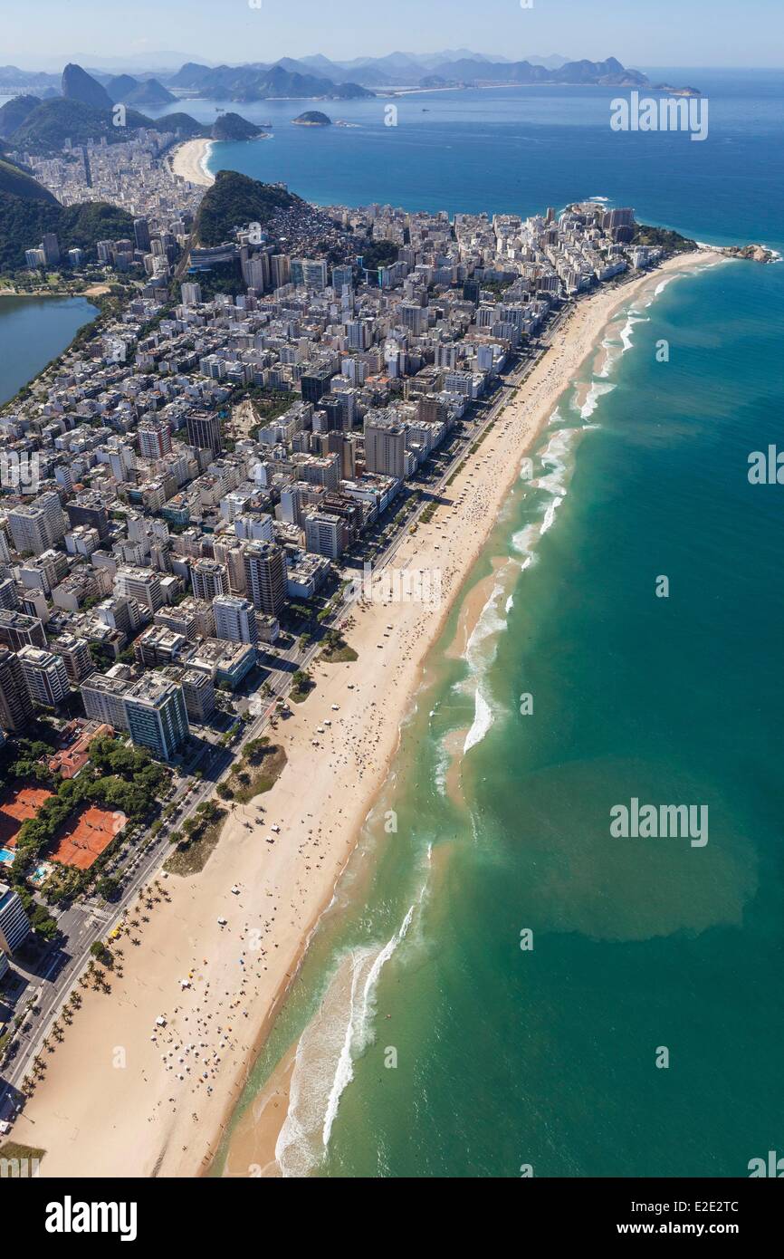 Río de janeiro aerial vertical hi-res stock photography and images - Alamy
