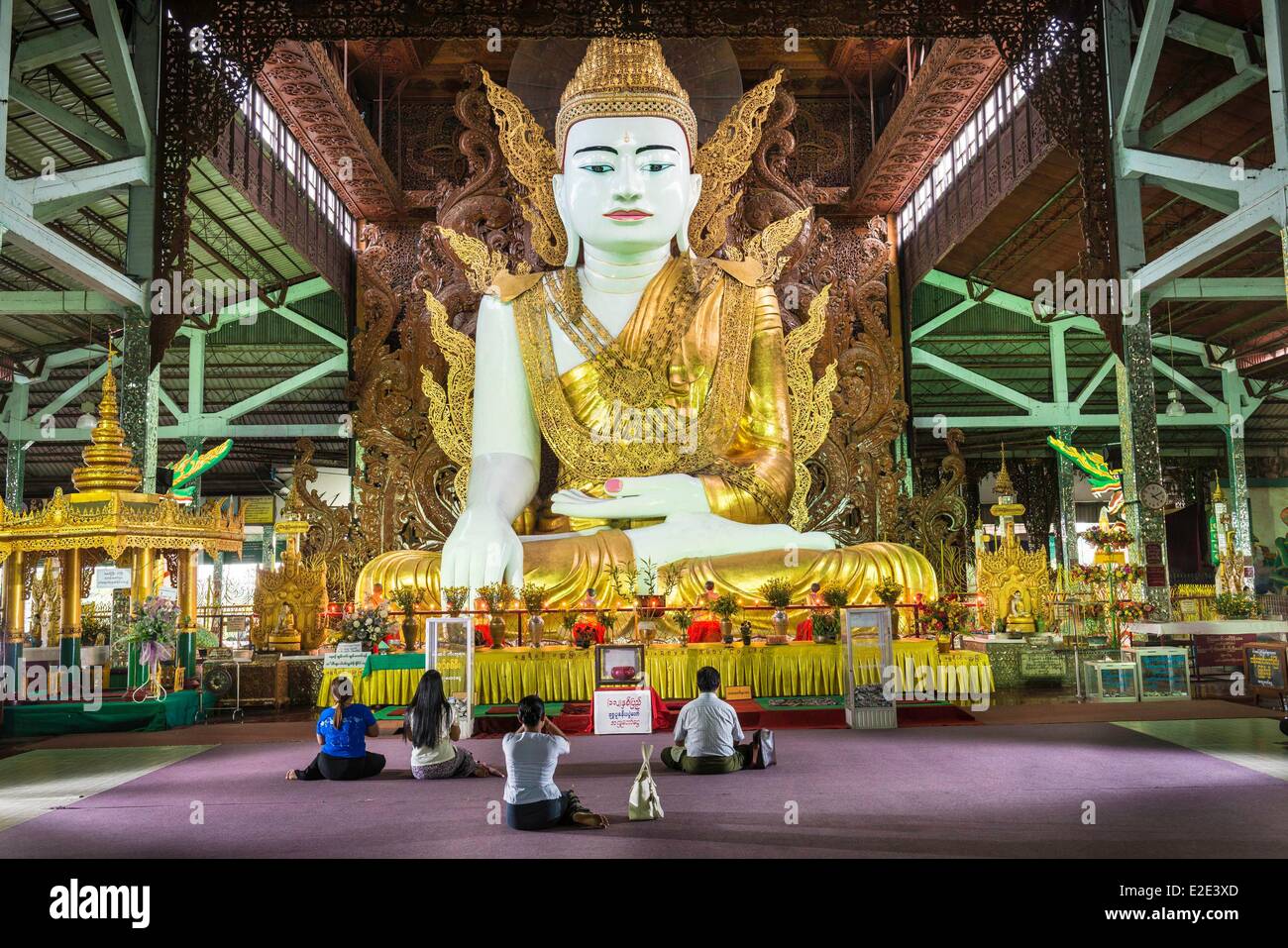 Myanmar (Burma) Yangon division Yangon Buddha in Nga That Gyi pagoda Stock Photo