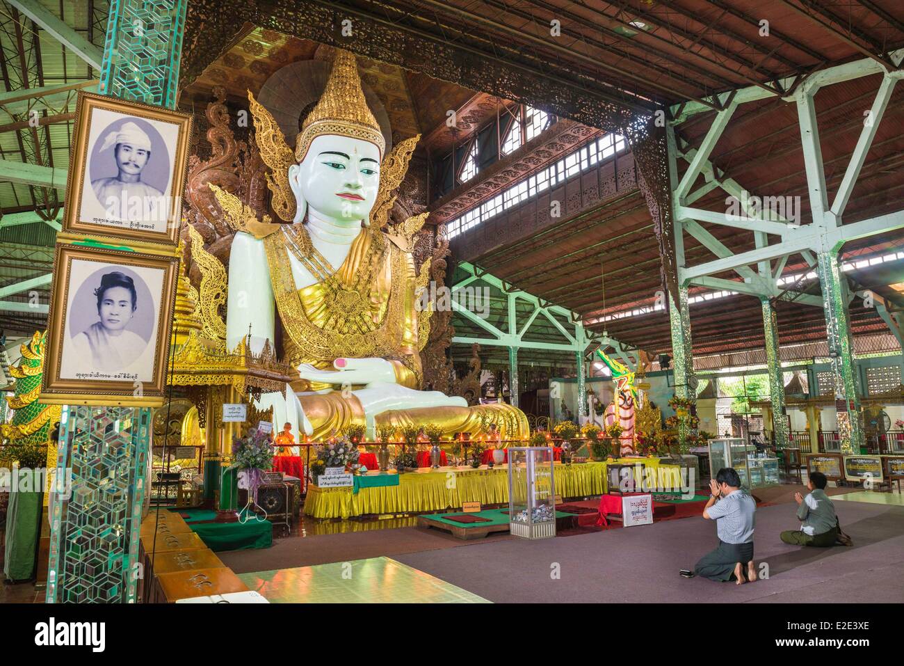 Myanmar (Burma) Yangon division Yangon Buddha in Nga That Gyi pagoda Stock Photo