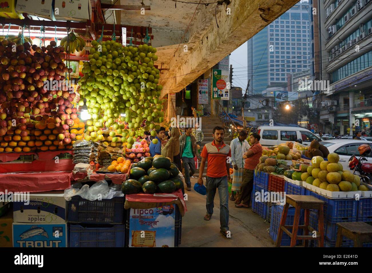 Bangladesh Dhaka (Dacca) market in Gulshan area Stock Photo