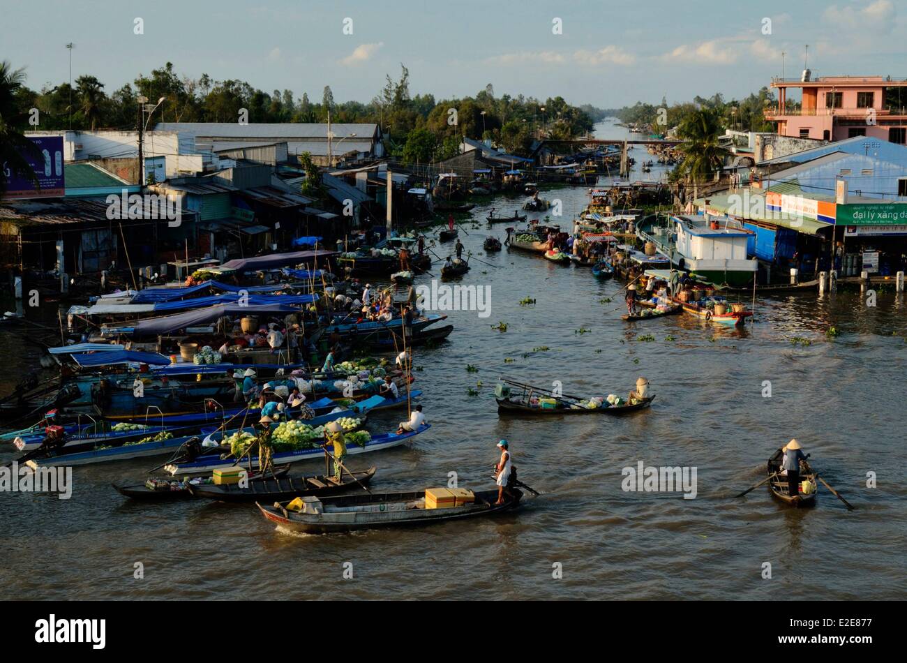 Vietnam, Soc Trang province, Mekong delta, Soc Trang, floating market ...