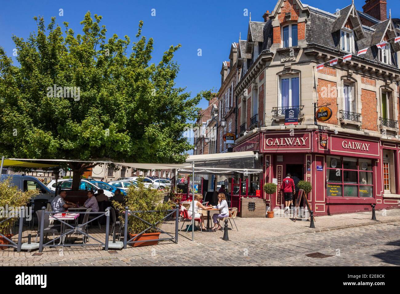 Noyon hi-res stock photography and images - Alamy