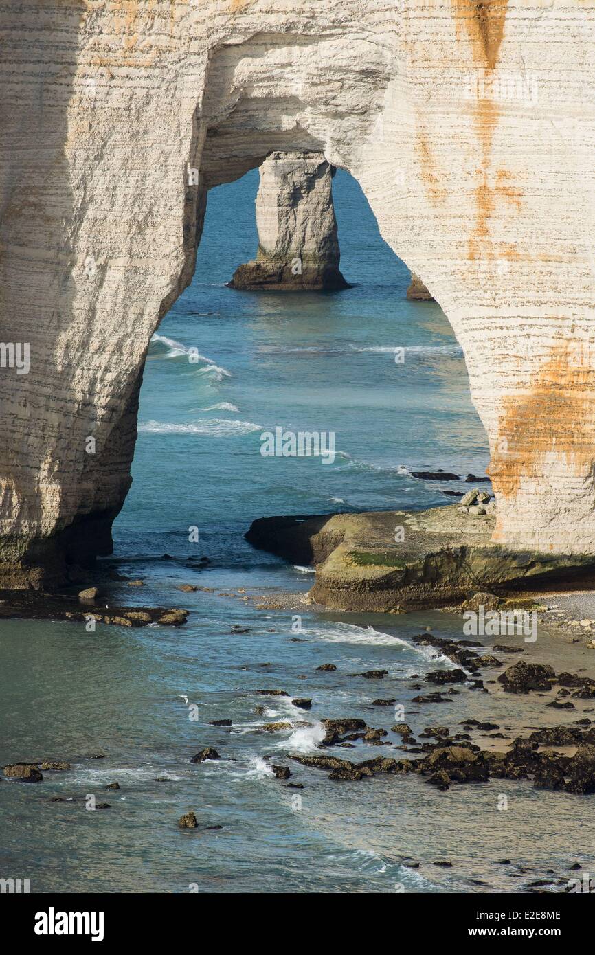The manneporte hi-res stock photography and images - Alamy