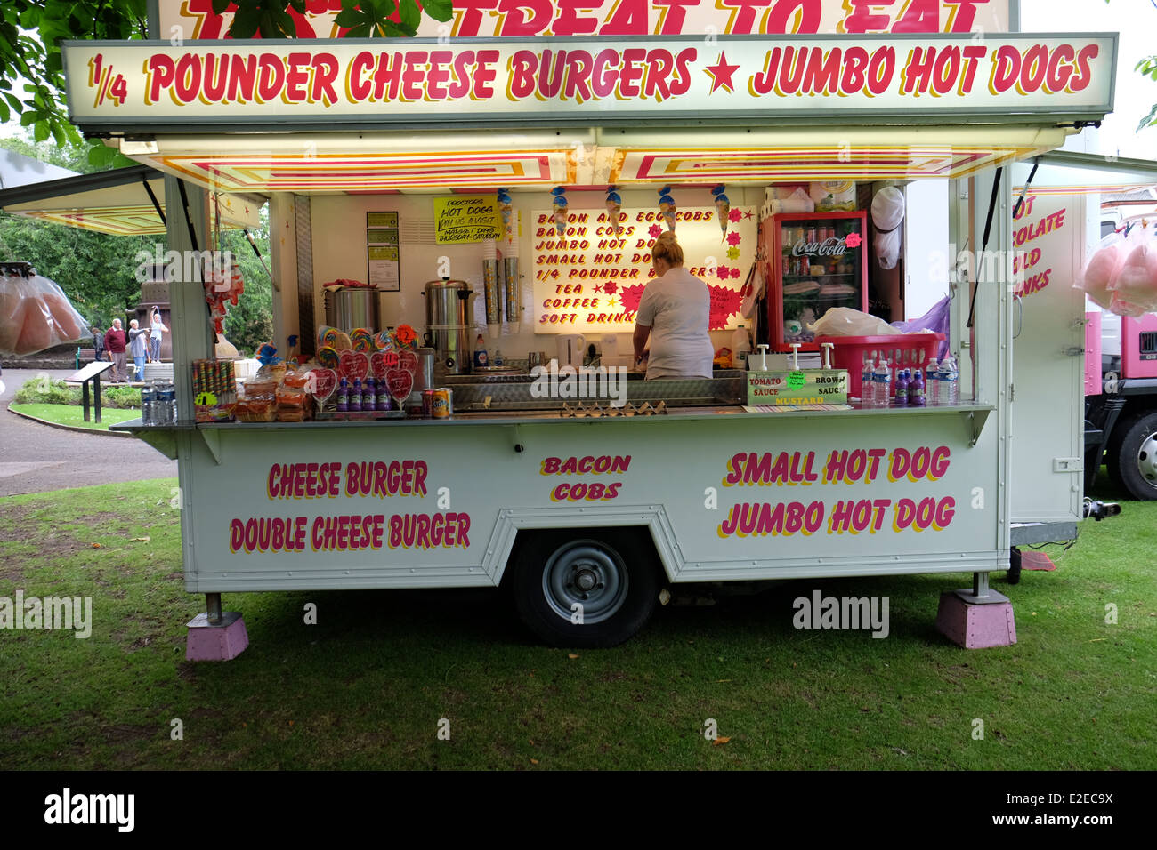 Fast Food Van High Resolution Stock Photography And Images Alamy