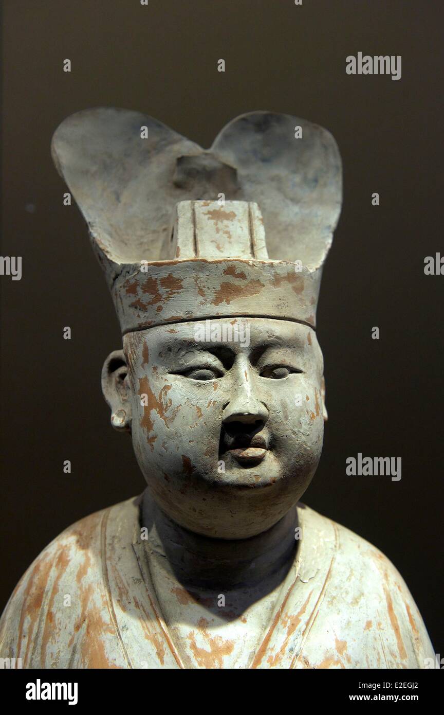 China, Shaanxi province, Xi' An, Shaanxi history Museum, painted figure of civil officer, Tang