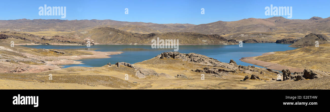 Peru, Espinar province, Majes Siguas, the lake of the Represa of Condoroma Stock Photo