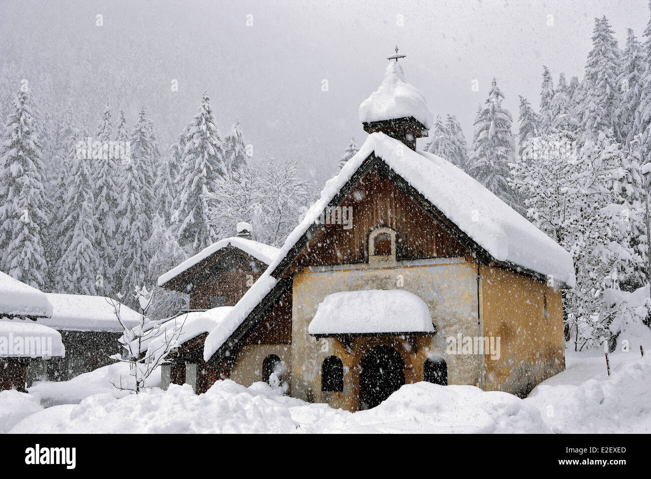 France, Haute Savoie, Chamonix Mont Blanc, Tines chapel under the snow Stock Photo