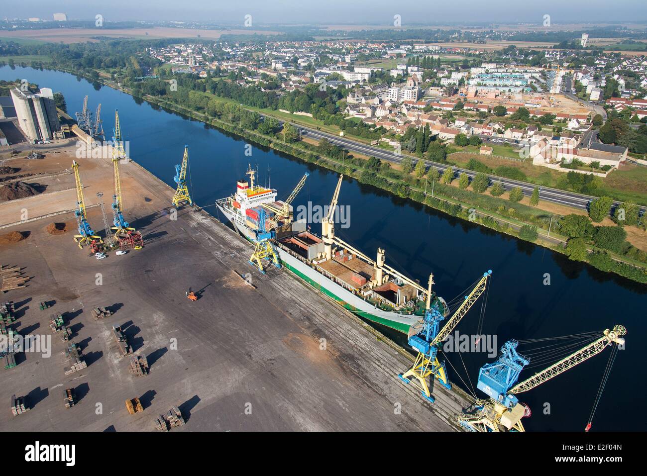 France Calvados Blainville sur Orne Canal de Caen a la Mer Blainville sawmill Blainville unloading a cargo ship with a Caillard Stock Photo