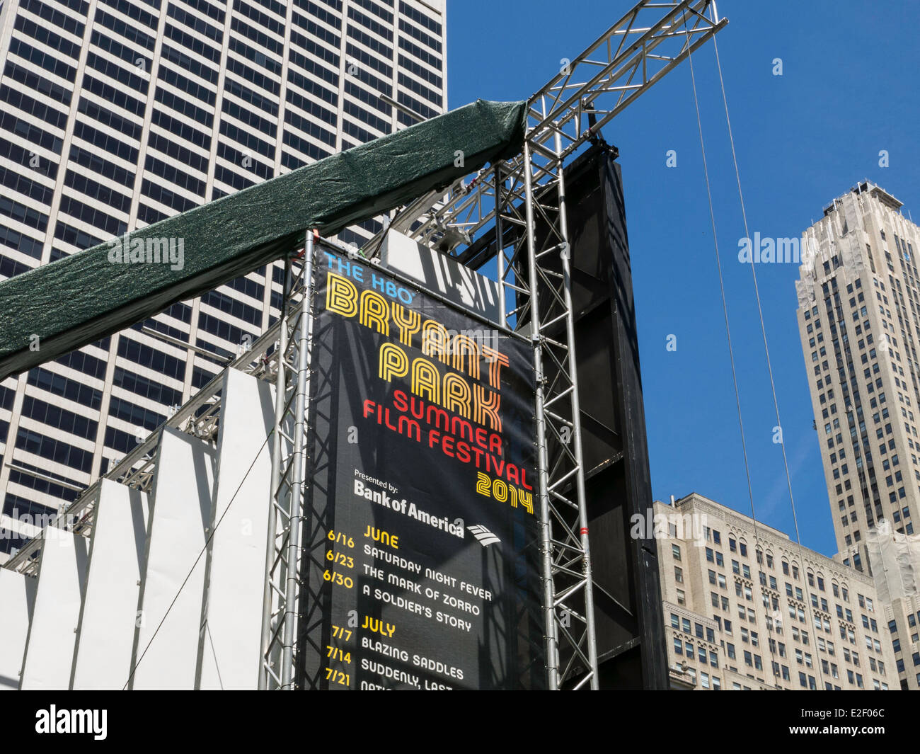 Giant Outdoor Movie Screen, HBO Summer Film Festival, Bryant Park, NYC, USA Stock Photo