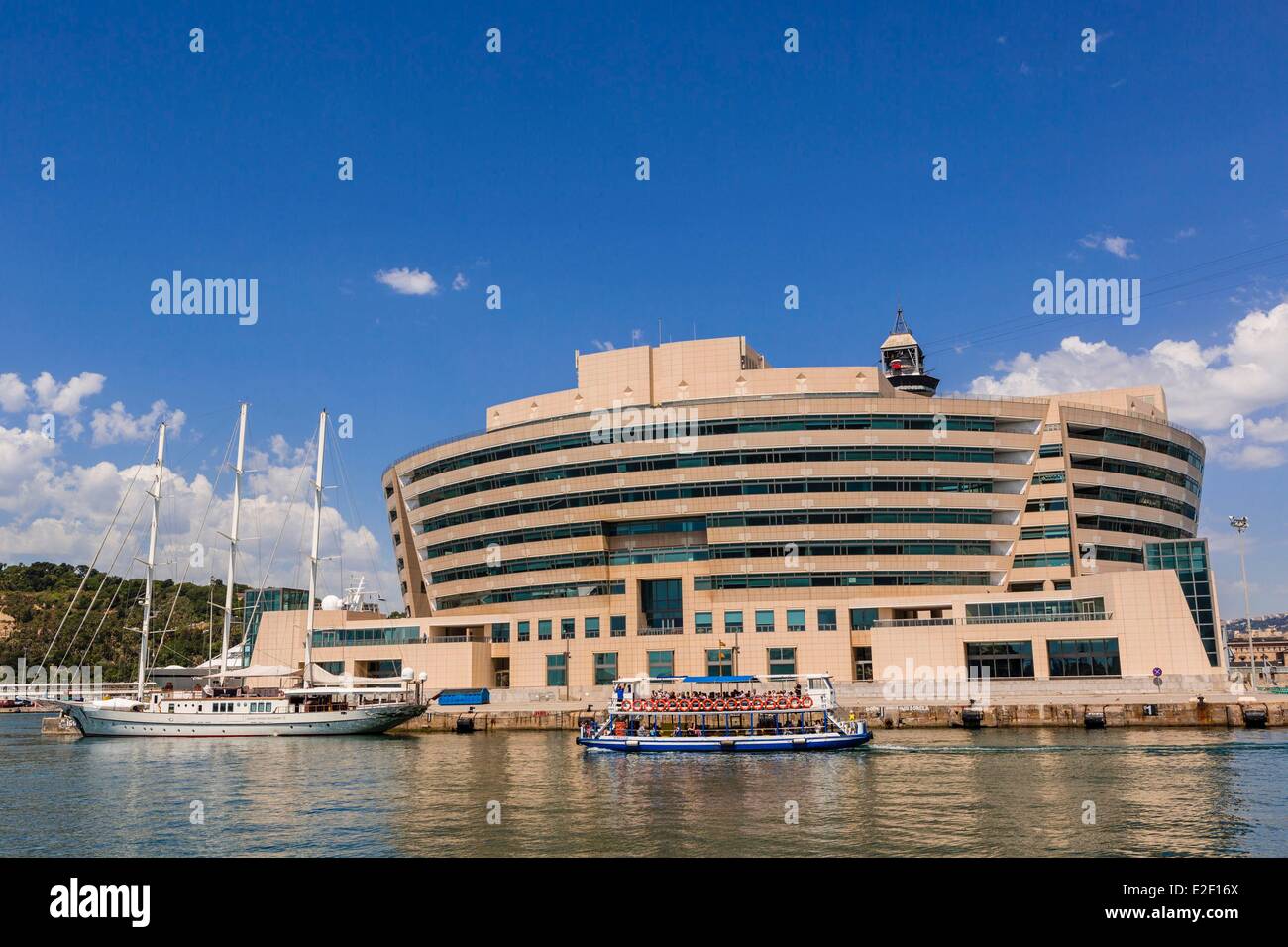 Spain, Catalonia, Barcelona, Barceloneta, Port Vell and the World Trade Center architect Ieoh Ming Pe Stock Photo