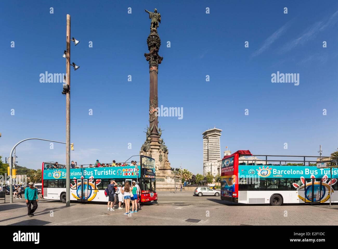 Spain, Catalonia, Barcelona, Port Vell, for the Universal Exhibition of 1888 Columbus column by architect Gaieta Buigas Stock Photo