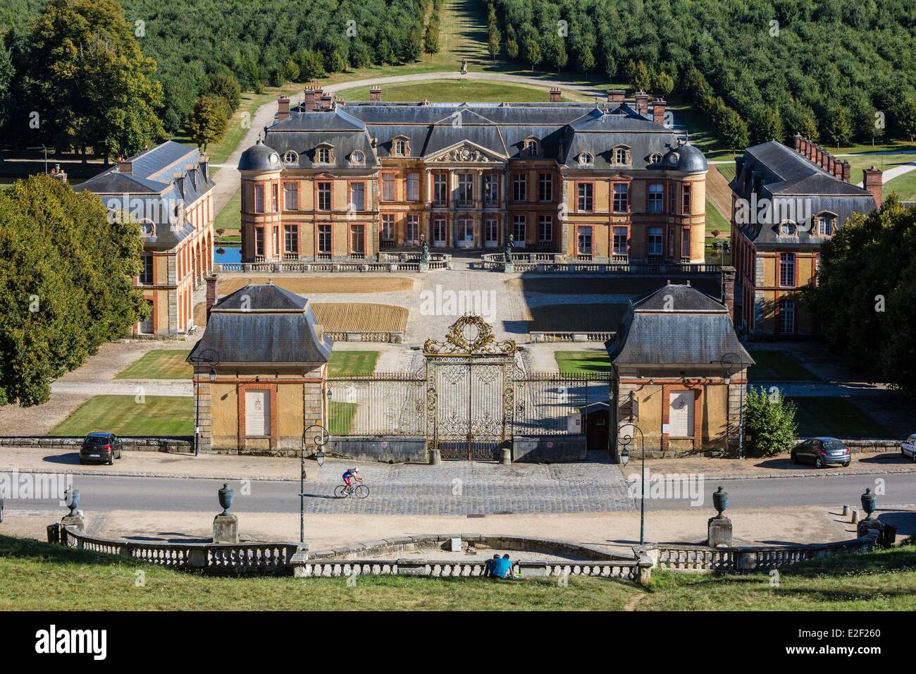 France, Yvelines, Valley of Chevreuse, Dampierre en Yvelines, Chateau