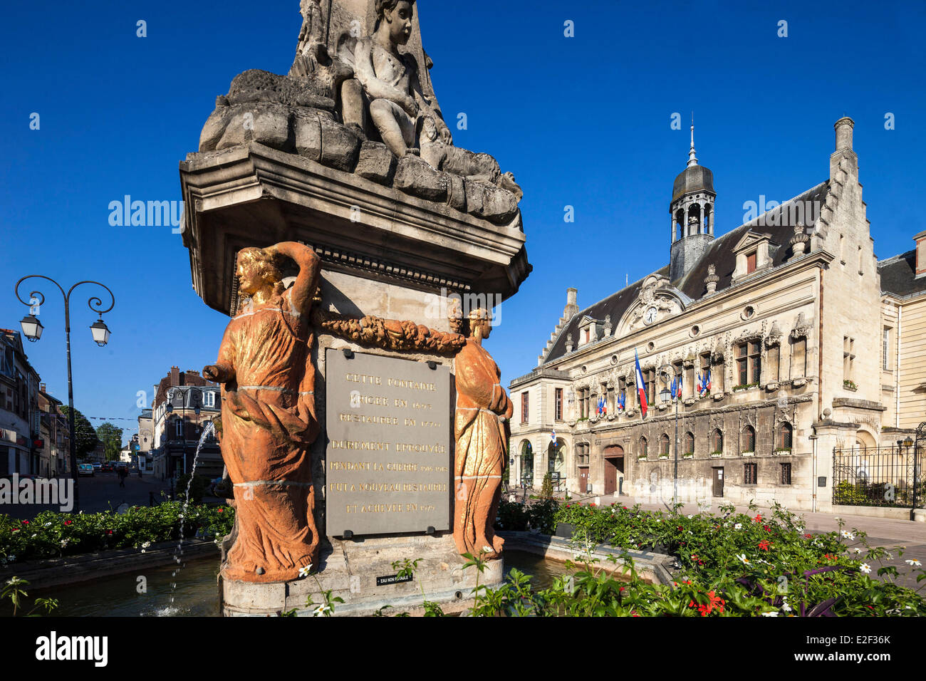 Noyon france hi-res stock photography and images - Page 2 - Alamy